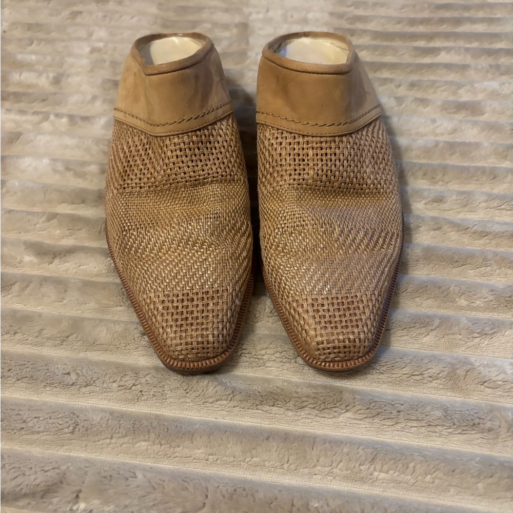 Fascino Women's Tan Woven Leather Clog Style Shoes - Made in Italy